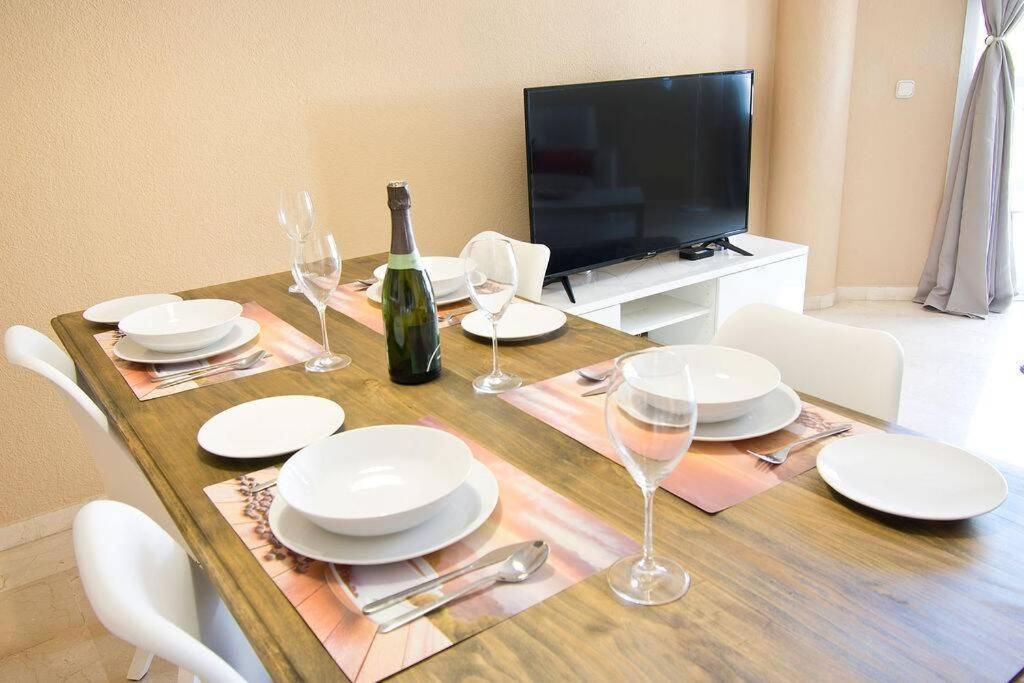 Spectacular Apartment In Matchroom Country Club Fuengirola Exterior foto